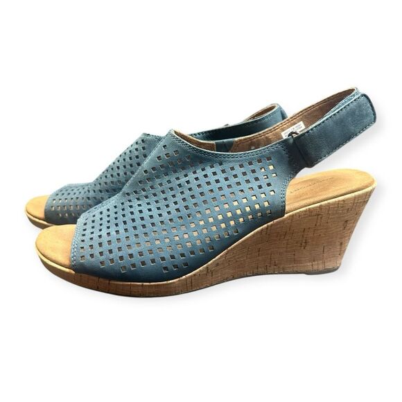 ROCKPORT Women’s Blue Perforated Briah Sling Wedge Sandals Size 10.5M - Picture 4 of 9